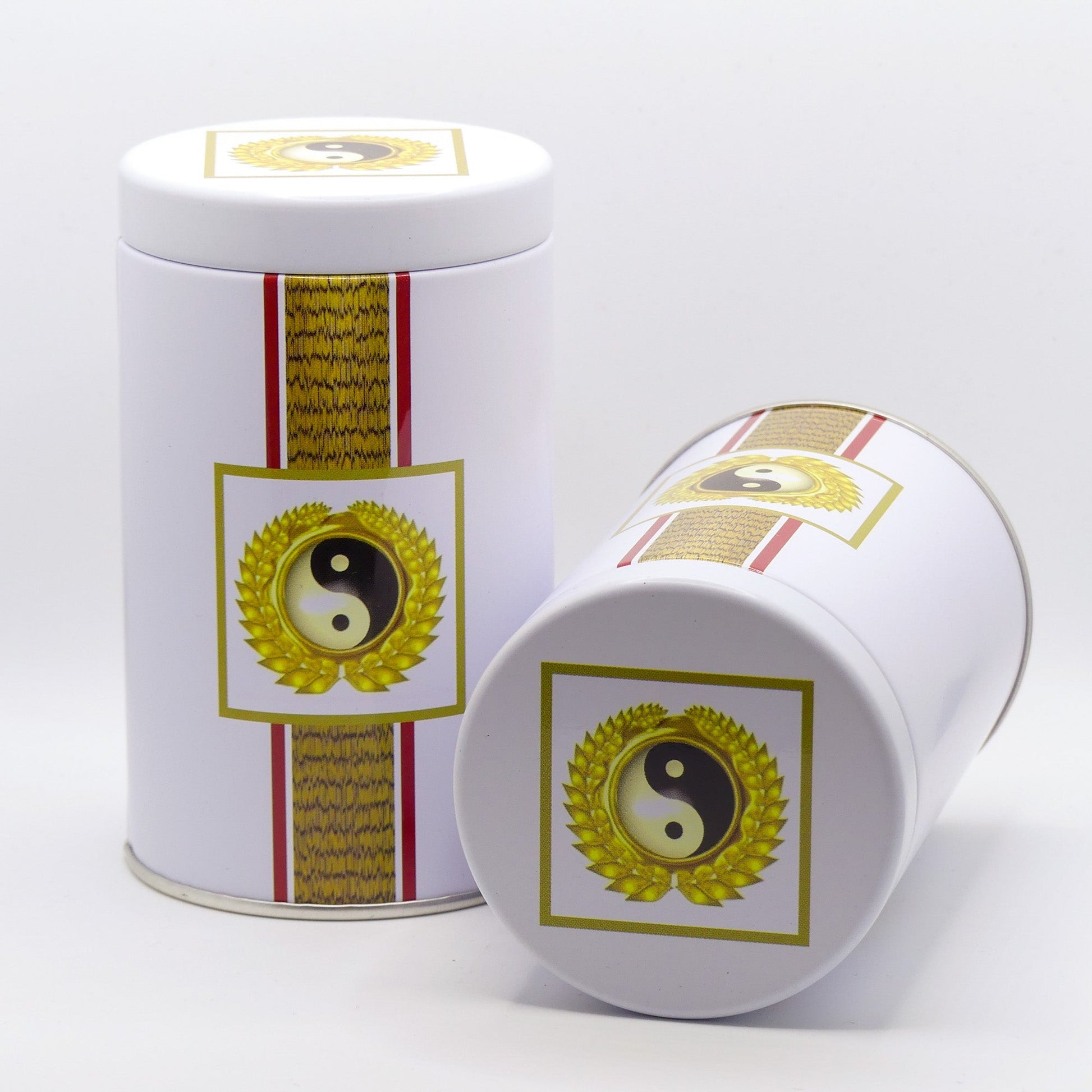 Bezaubernde Teedose mit Yin - Yang - Symbol - LaTree